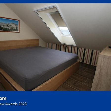 Blonde River Apartman Soter Szeged Eksteriør bilde