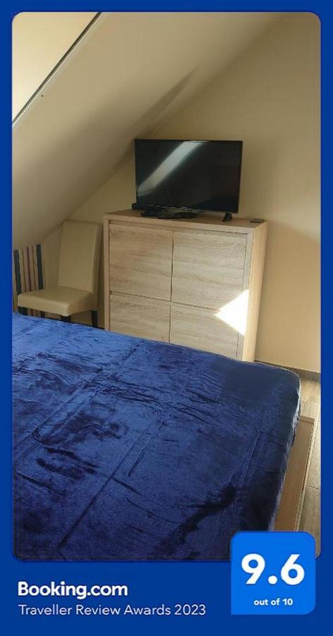 Blonde River Apartman Soter Szeged Leilighet Eksteriør bilde